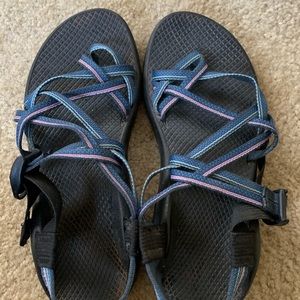 Women’s Size 8 Chacos